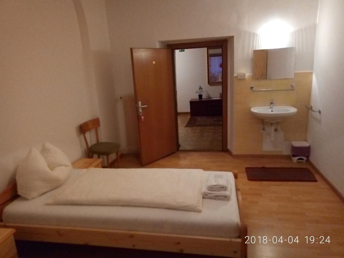 Gasthof Mondschein Hotell Merano Eksteriør bilde
