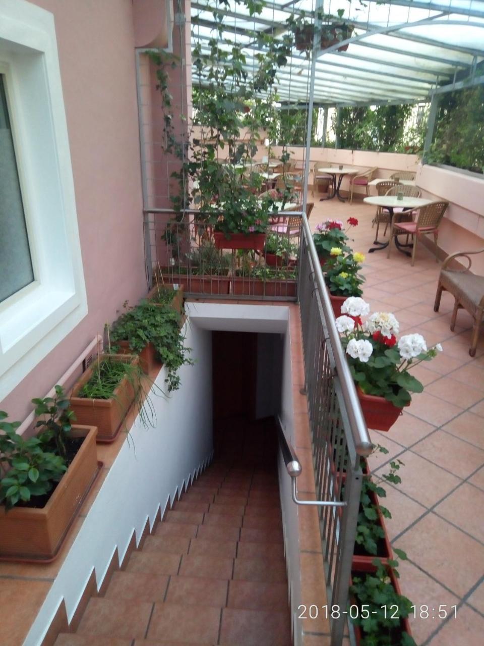 Gasthof Mondschein Hotell Merano Eksteriør bilde
